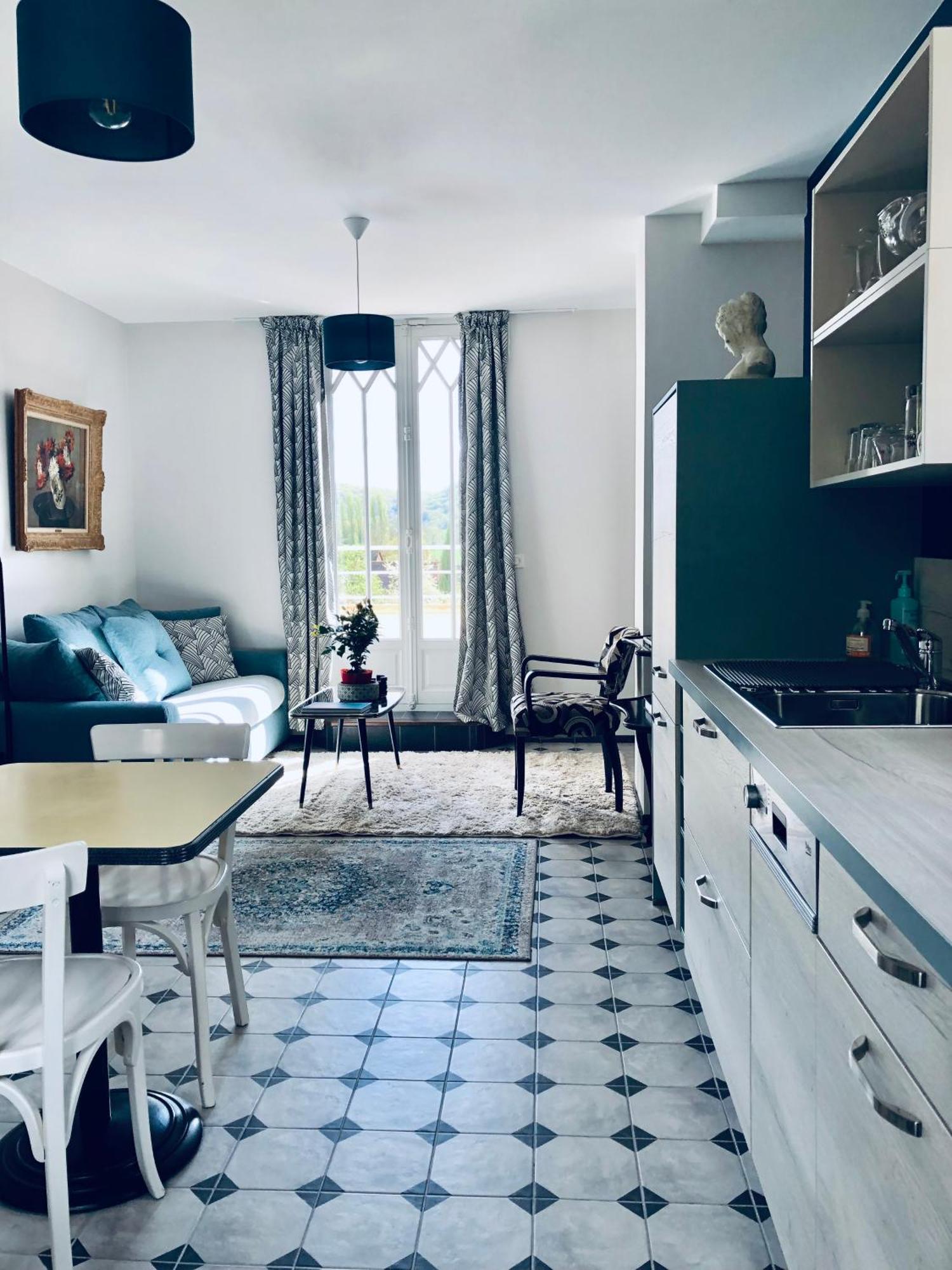Orpheus Apartment Giverny